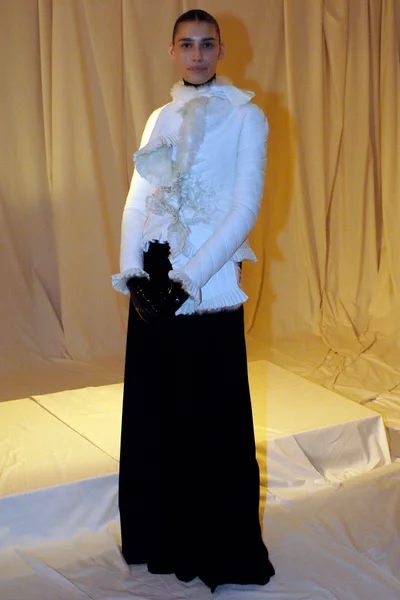 Look 2